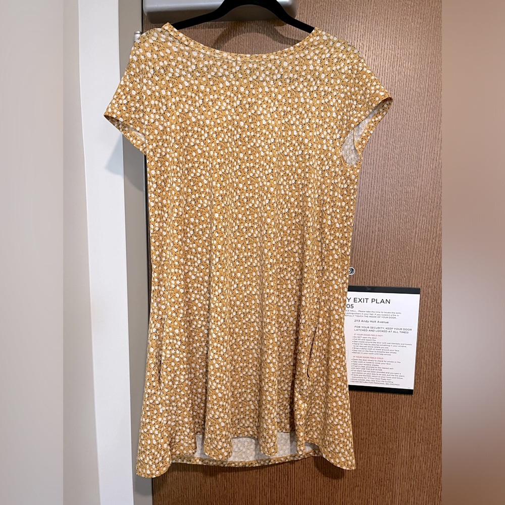 Yellow and White Arianna Flower Print Dress with Pockets size S/M